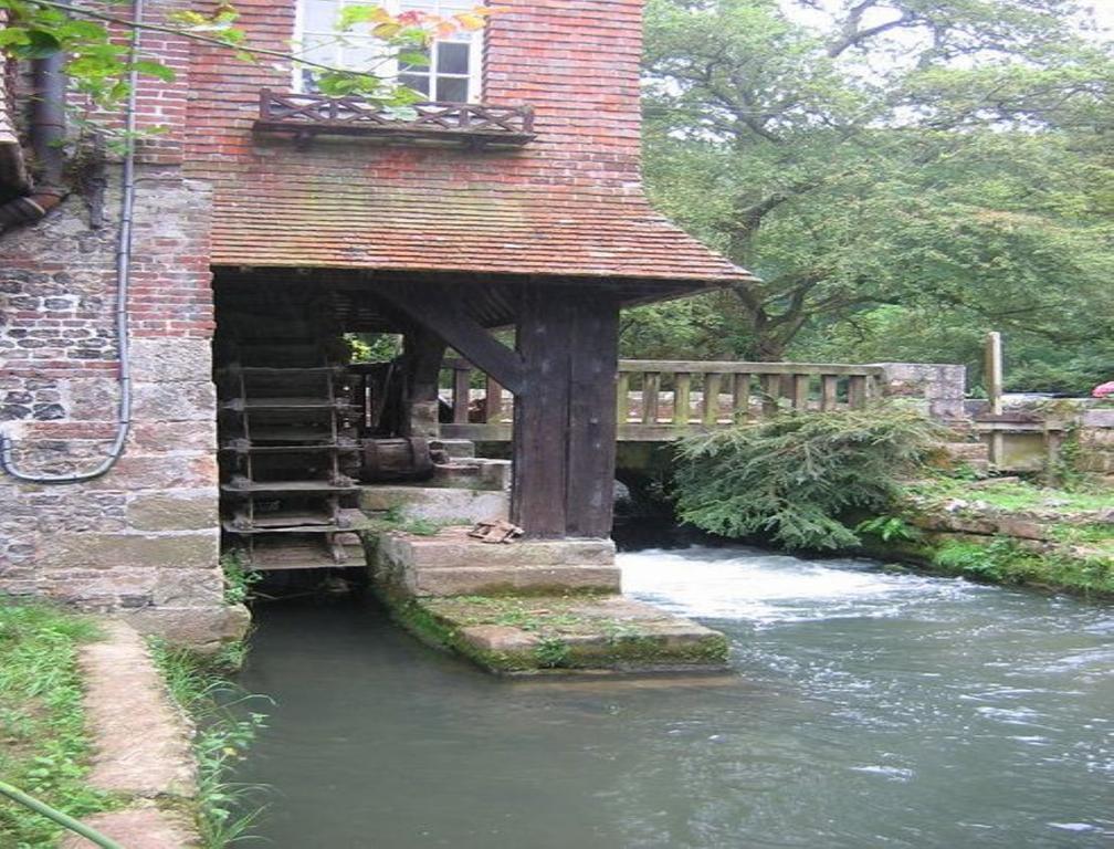 Le Moulin Fleuri Du Petit Appeville Zewnętrze zdjęcie